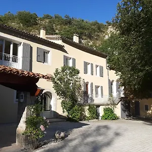 Le Moulin Du Paroy Bed & Breakfast