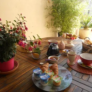  Bed & Breakfast Les Hirondelles Chambres D'hotes